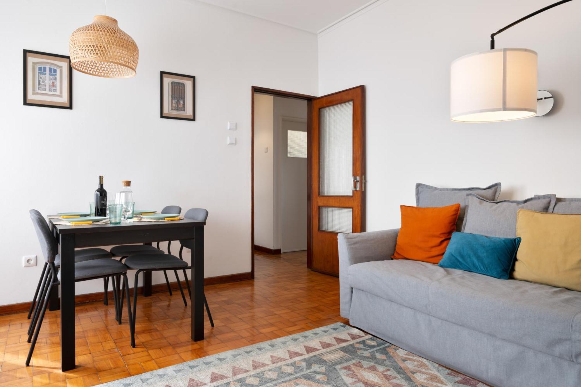 ! Luminous 2Br Top Floor ! Praca Da Republica Porto Exteriér fotografie